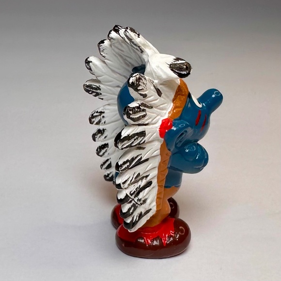 Vintage Schleich Indian Smurf Figure (1981) – Hong Kong Made - Picture 4 of 9